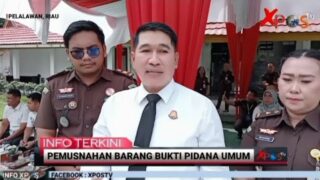Kejari Pelalawan Musnahkan Barang Bukti dari 90 Perkara Hukum